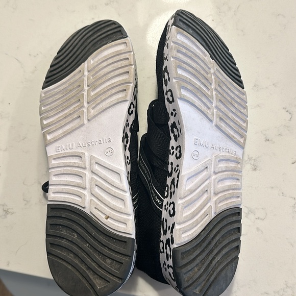 Emu Australia Wool Sneaker. Size 10. - Picture 4 of 4